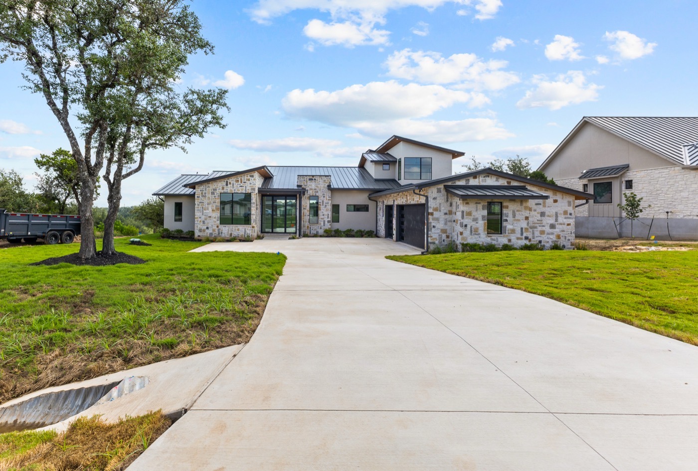 Hill Country Spec 2 front elevation