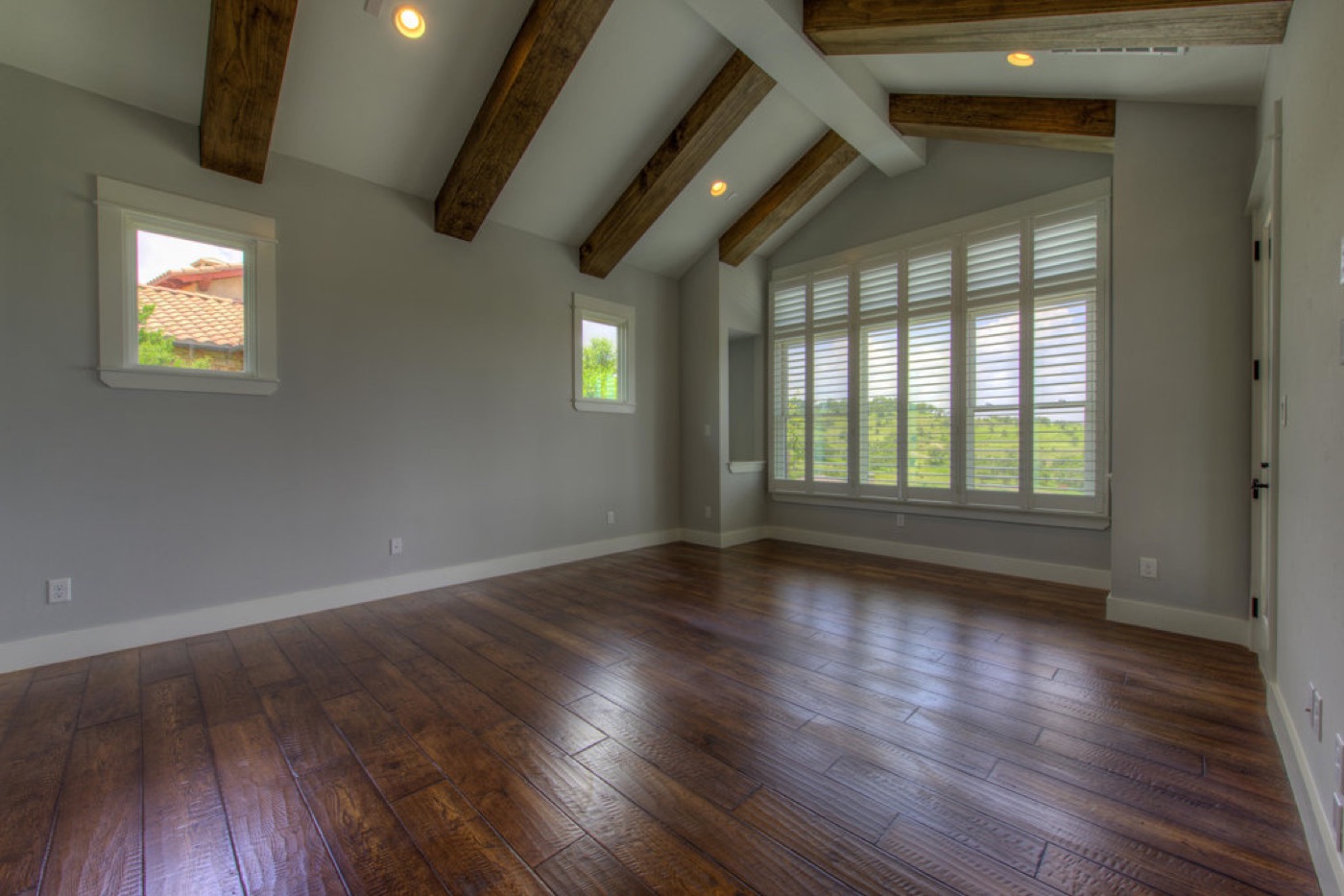 Spanish Oaks Custom — photo 6